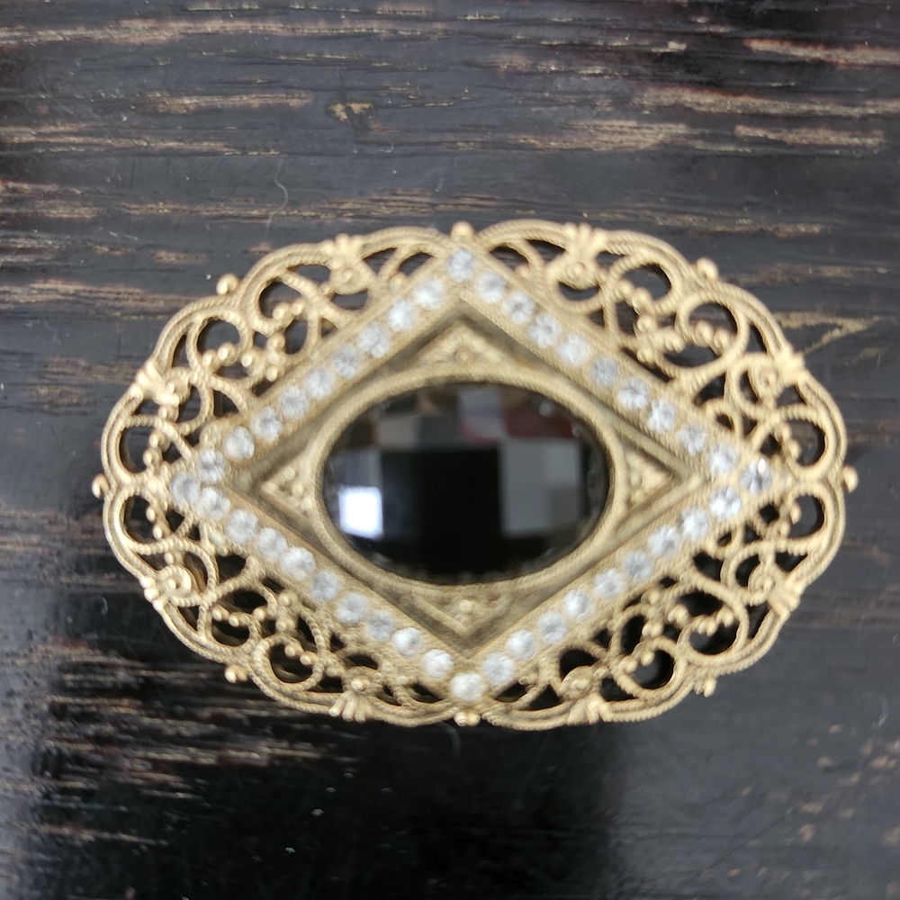 Vintage Elegant Gold and Black Brooch